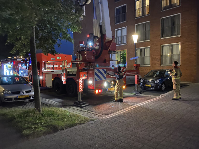 Smeulende sigaret zorgt voor brandweer inzet Hodenpijlstraat Zoetermeer