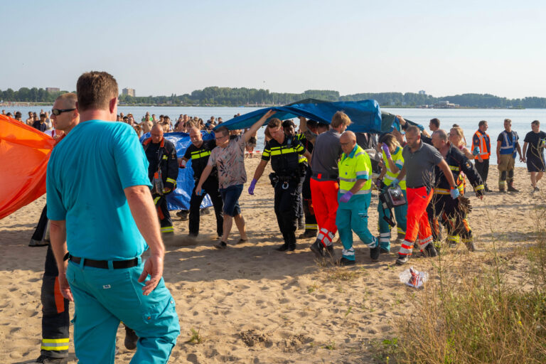 Drenkelingen Zevenhuizerplas konden allebei niet zwemmen Nesselande Rotterdam