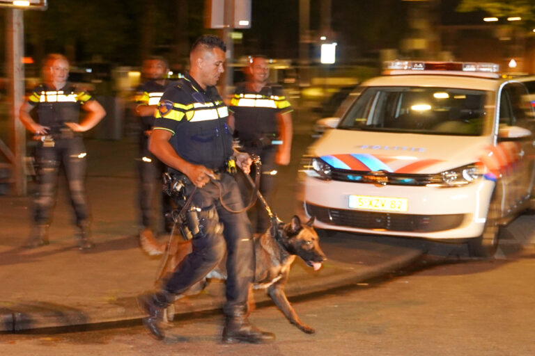 Veel politie aanwezig na ongeregeldheden in Rotterdam-Zuid