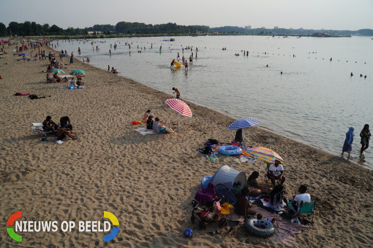 Zwemmen in Zevenhuizerplas is nog steeds veilig, maar neem waarschuwingsborden in acht