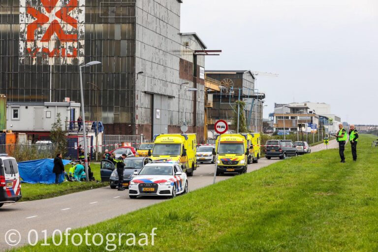 Dode en zwaargewonde na schietpartij bij winkelcentrum in Ridderkerk