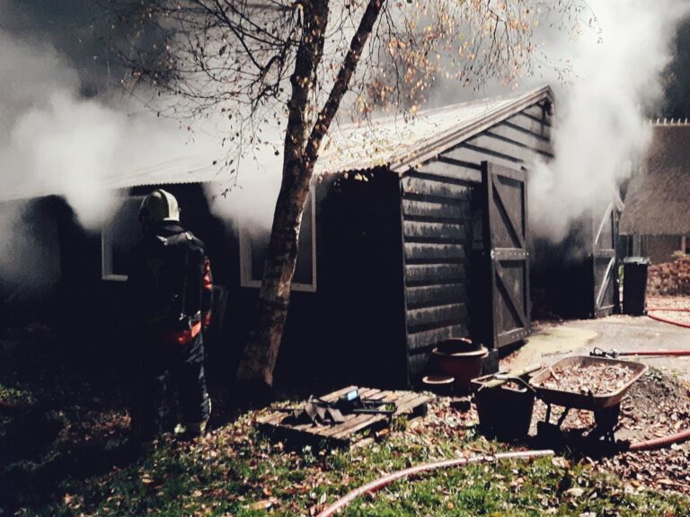 Flinke brand in schuur Bovenberg Bergambacht