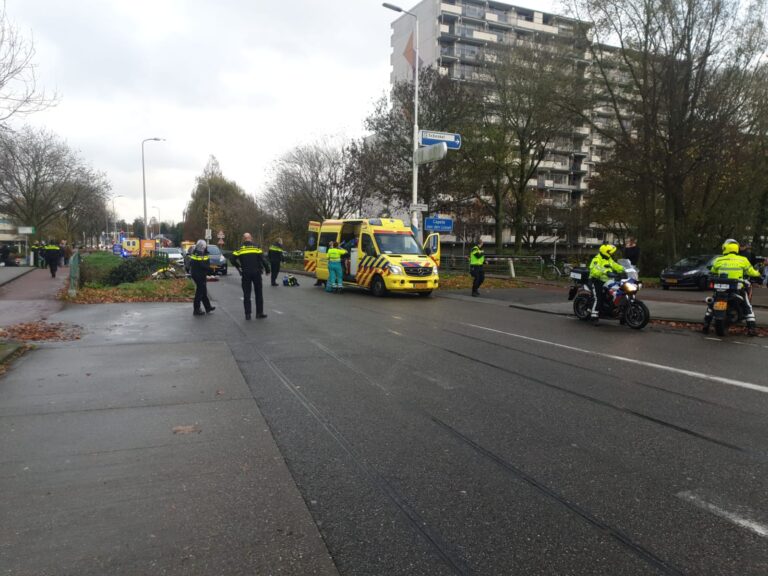 Meerdere gewonden na aanrijding Kralingseweg Capelle aan den IJssel