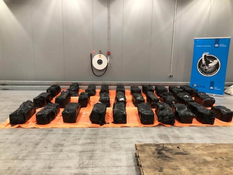 Wederom flinke cocaïnevangst in Rotterdamse haven