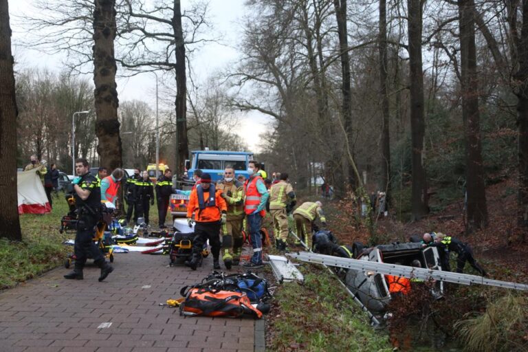 Twee doden na ongeluk N44 Wassenaar