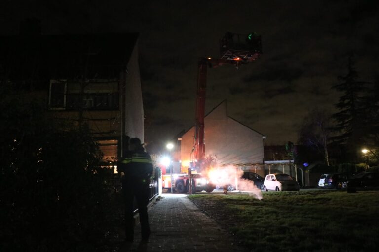 Schoorsteenbrand zet woning vol rook Tienkamp Krimpen aan den IJssel