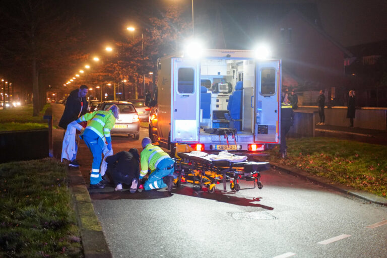 Fietser zwaargewond na aanrijding Laan van Avant-Garde Rotterdam