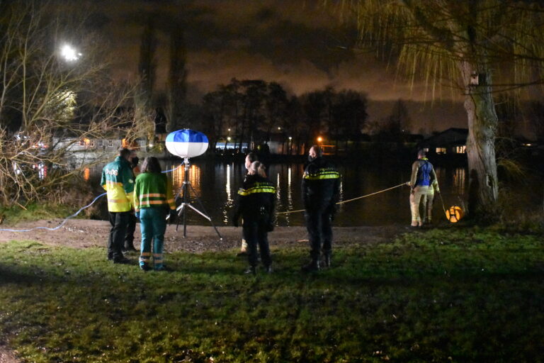 Brandweer op zoek naar mogelijke drenkeling Gaddijk Spijkenisse