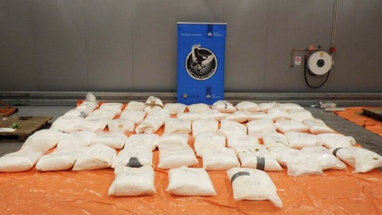 Ruim 1300 kilo cocaïne onderschept in Rotterdamse Haven