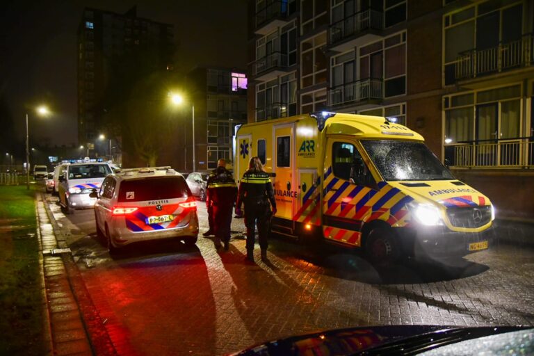 Man in been gestoken bij ruzie Schere Rotterdam