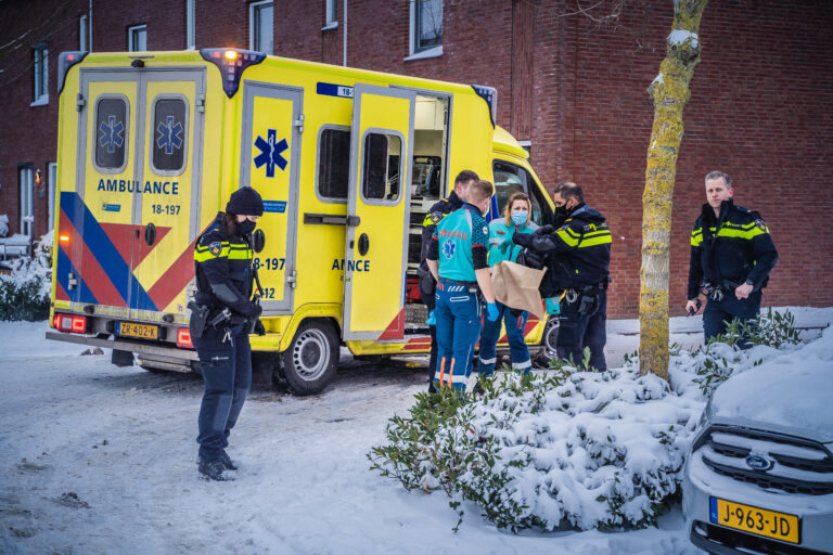 Tiener gewond na steekpartij Wijngaarde Hendrik-Ido-Ambacht