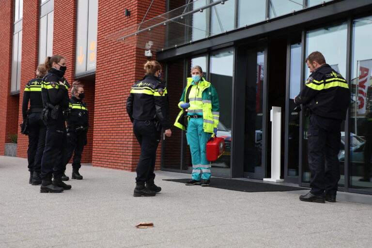 Gewonde bij steekpartij Tandwielstraat Rotterdam