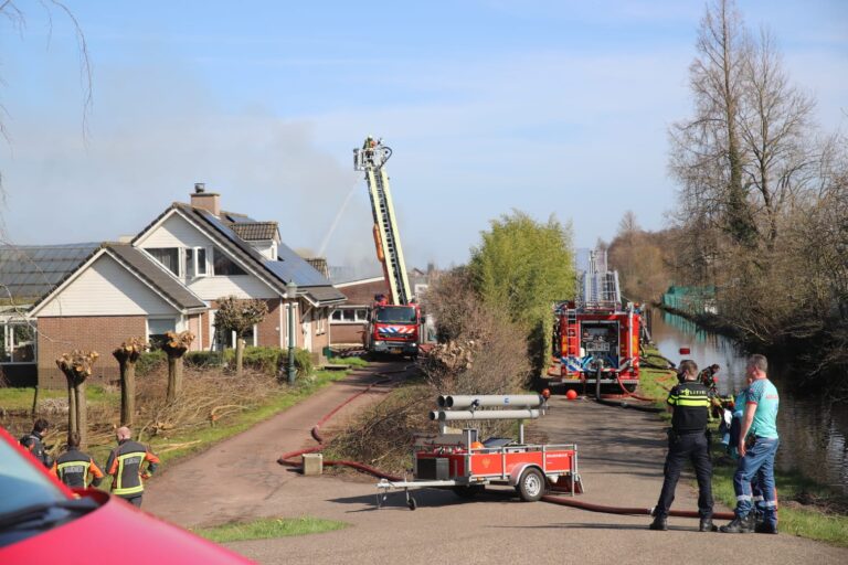 Overleden persoon aangetroffen bij brand in Boskoop