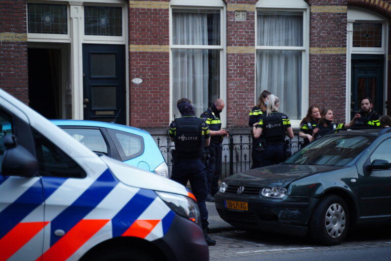 Politie onderzoekt schietpartij Walenburgerweg Rotterdam