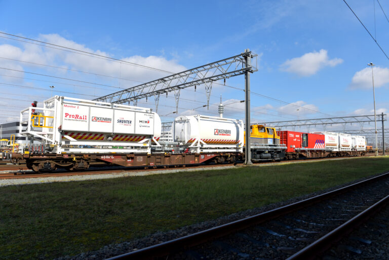 Unieke blustrein opgeleverd voor Rotterdamse Waalhaven