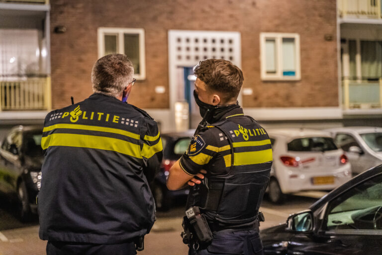 Zwaargewonde na steekpartij Beeningerstraat Rotterdam