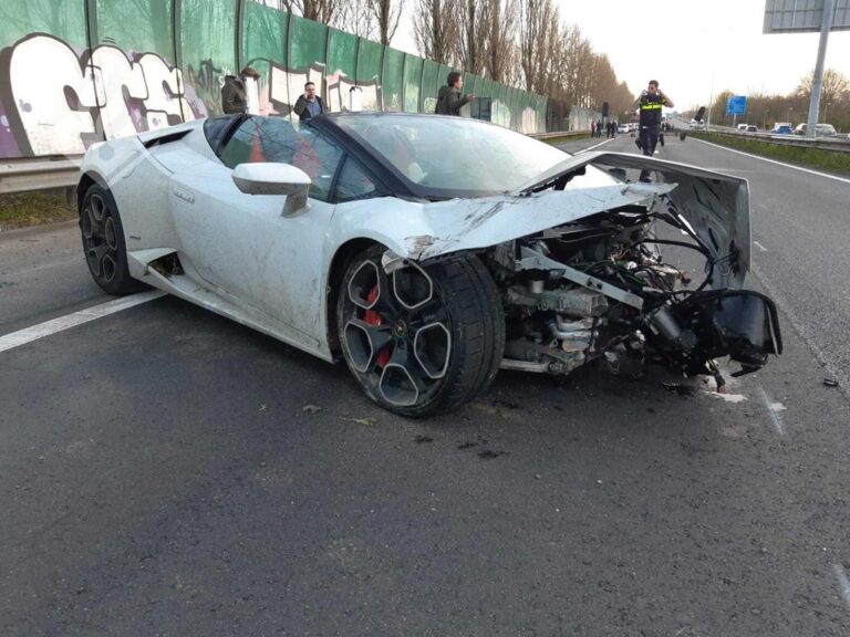 Mannen crashen met gehuurde Lamborghini Huracán en slaan op de vlucht N3 Dordrecht