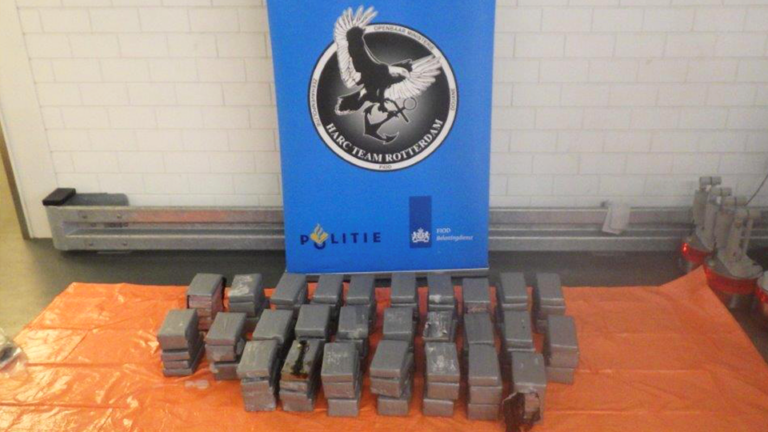 Cocaïnevangst in Rotterdamse haven met straatwaarde van 33 miljoen euro