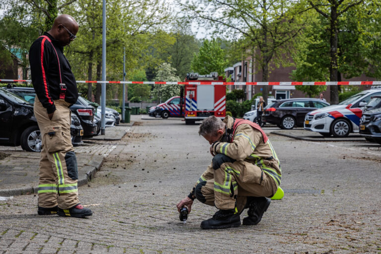 Kleine sinkholes ontstaan in Rotterdam Ommoord