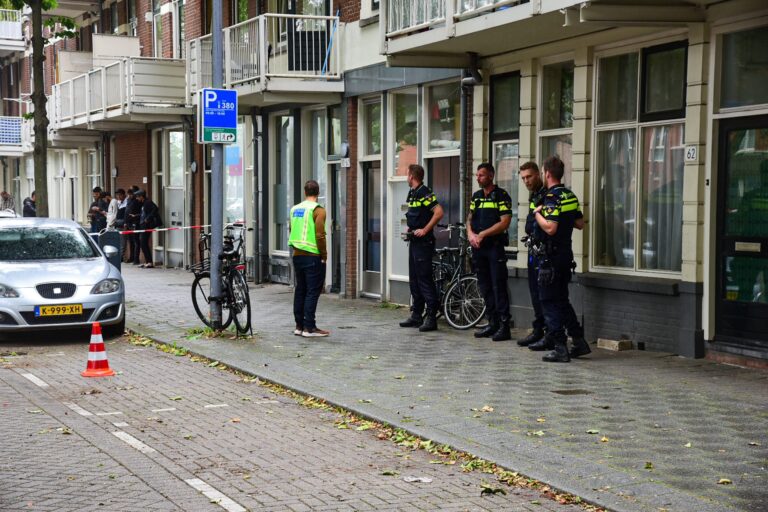 Woning beschoten Persoonsstraat Rotterdam