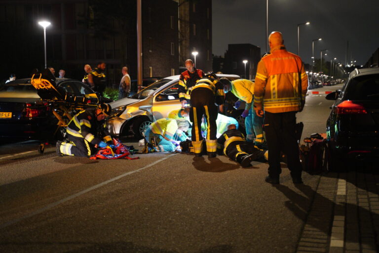 Man zwaargewond na éénzijdig ongeval Digna Johannaweg Hoogvliet