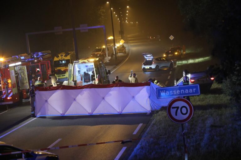 Man overleden na aanrijding op N440 Landscheidingsweg Wassenaar
