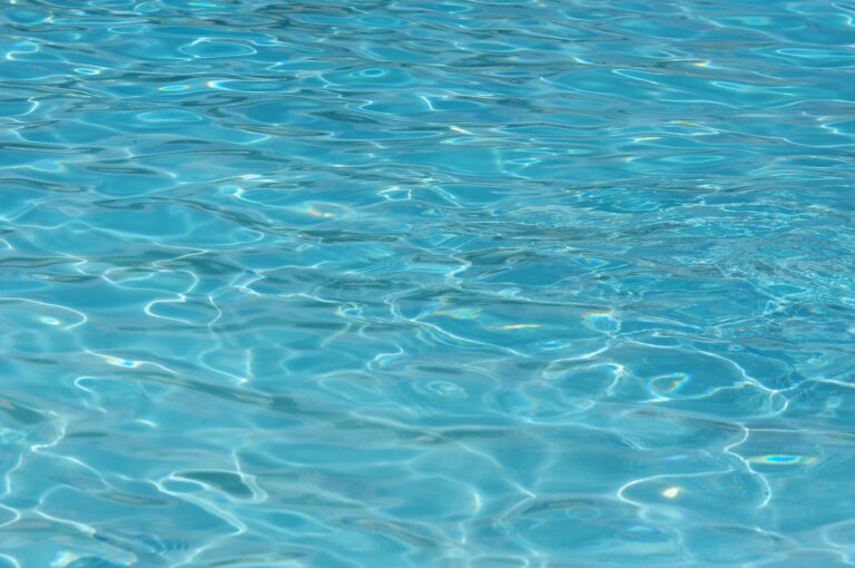 Zwembad bijhouden in de zomer? Deze 3 tips komen van pas!