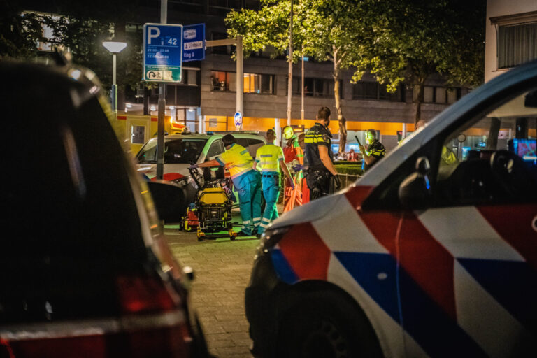 Dode en gewonden na steekpartij Jongkindstraat Rotterdam (video)