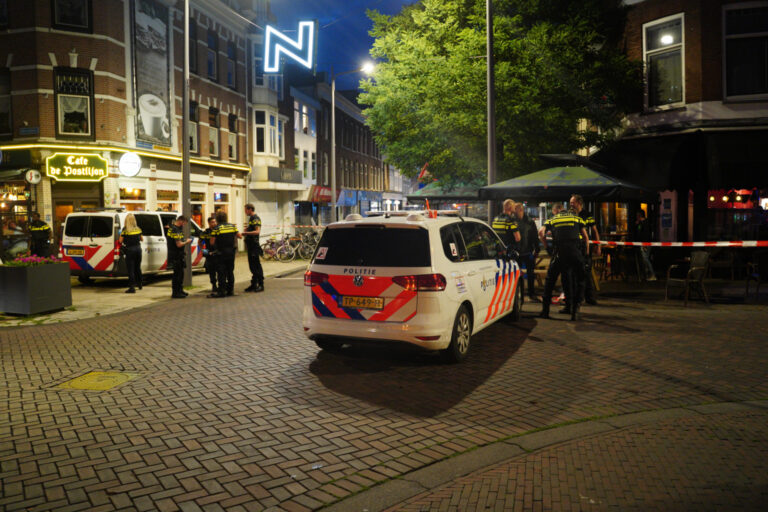Man neergestoken op Noordplein in Rotterdam (video)