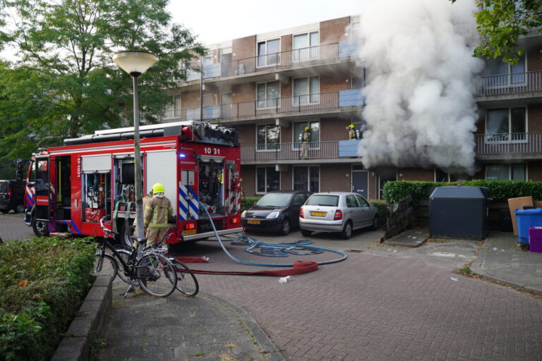 Woningen ontruimd na uitslaande brand Norma Capelle aan den IJssel