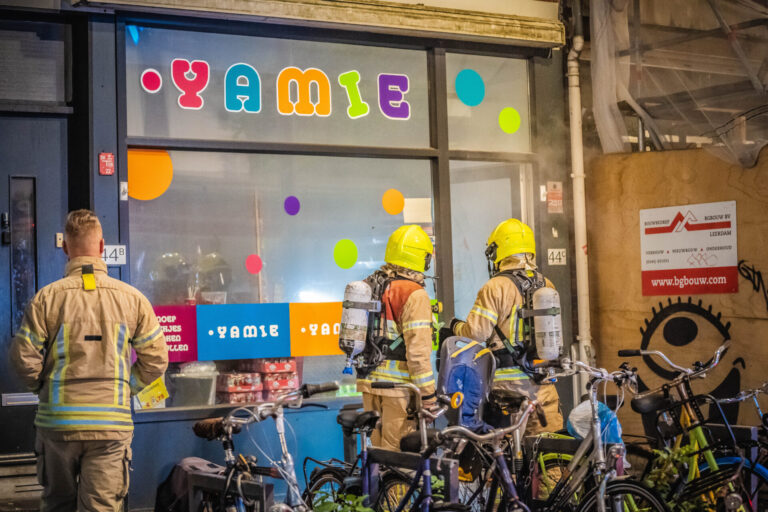 Rook in winkel blijkt geen brand Noordmolenstraat Rotterdam