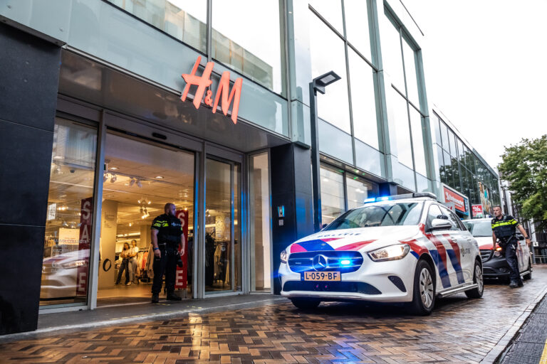 H&M-filiaal in Zoetermeers Stadshart op klaarlichte dag overvallen