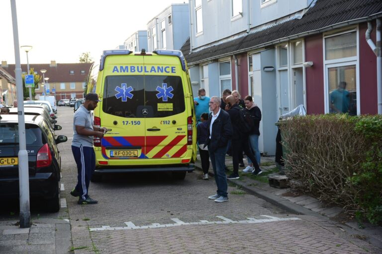 Twee lichtgewonde en een aanhouding na mogelijke schietpartij Tarwestraat Rotterdam