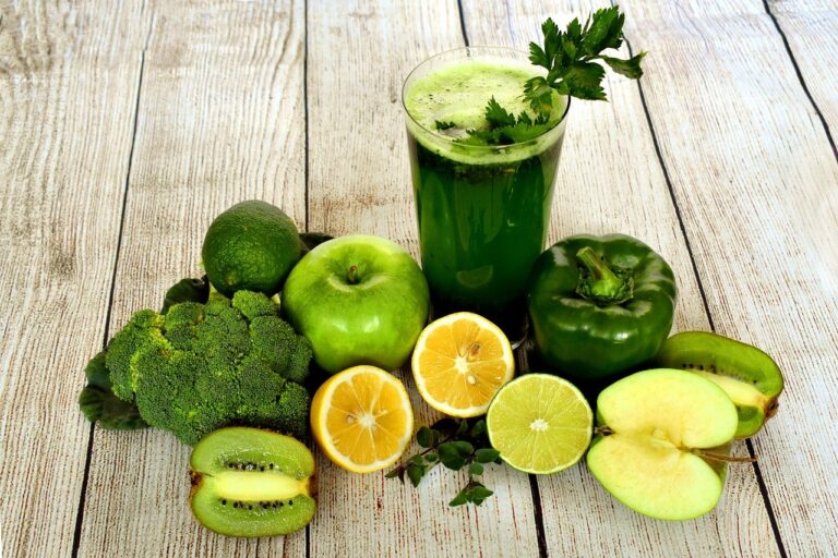 Leer de voors en tegens van sapkuren en detox diëten