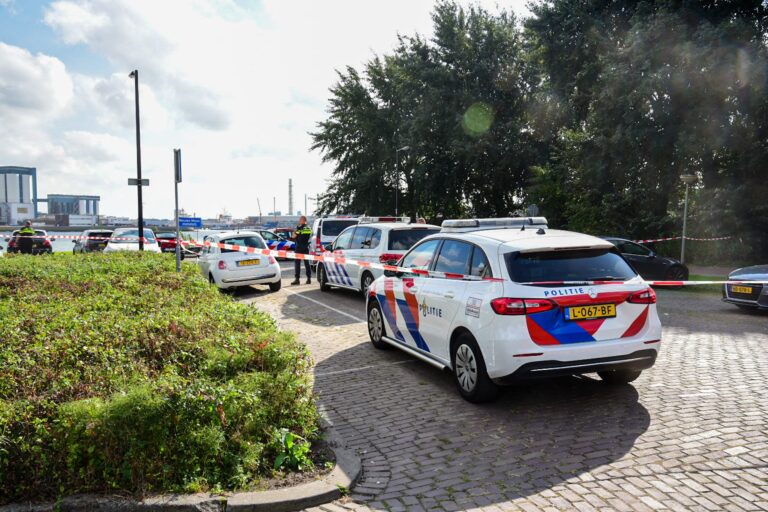 Politie schiet man in been Maasboulevard Vlaardingen
