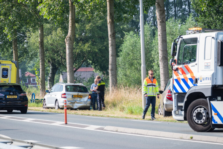 Ongeval veroorzaakt flinke file Groene Kruisweg Heenvliet
