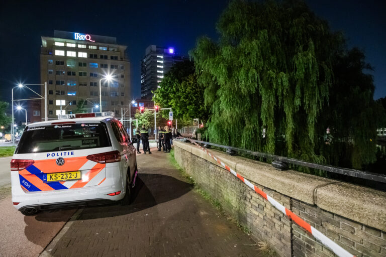 Twee aanhoudingen na aantreffen overleden man in Den Haag