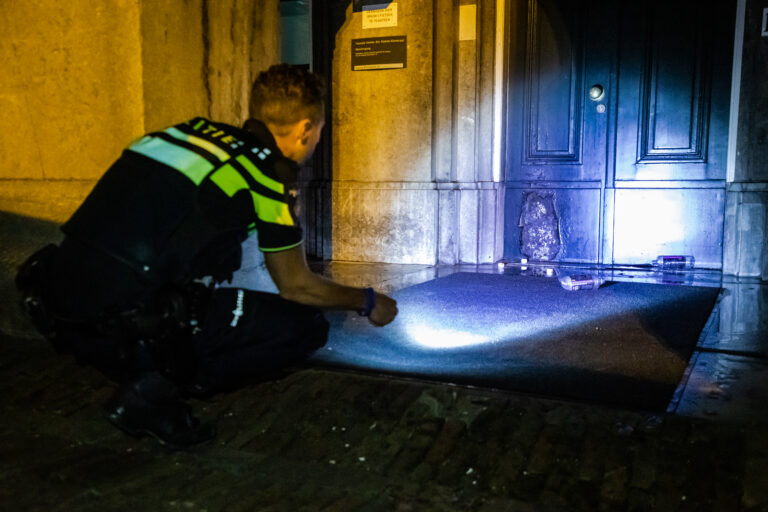 Man aangehouden voor brandstichting Binnenhof Den Haag