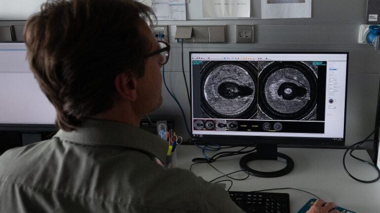 Sneller onderzoek naar vuurwapens met vernieuwd systeem
