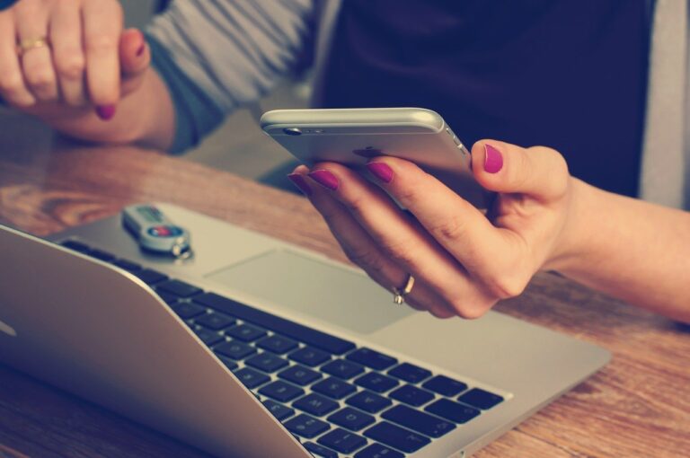CBS: ‘Ruim 750 duizend slachtoffers van online seksuele intimidatie’