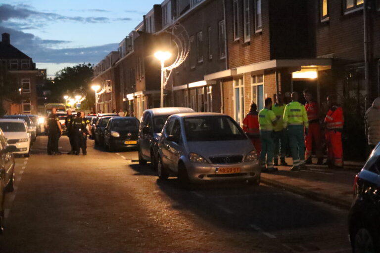 Politie onderzoekt schietpartij Zeisstraat Rotterdam