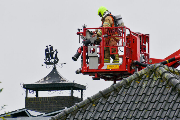Kleine brand door defecte houtkachel Jan Steenstraat Krimpen aan den IJssel