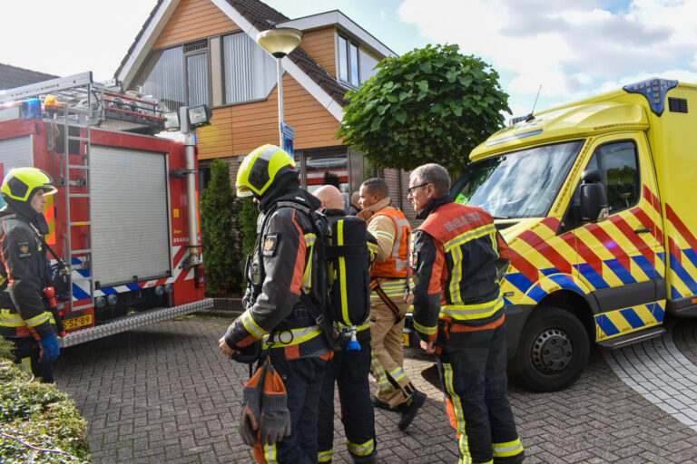 Bewoner gewond door brand in keuken Steekmast Krimpen aan den IJssel