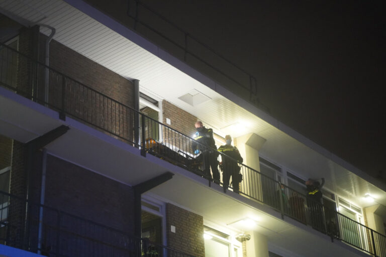 Man overleden bij woningbrand aan Reigerlaan Capelle aan den IJssel