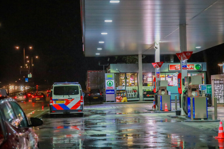 Tankstation aan Vaanweg in Rotterdam overvallen