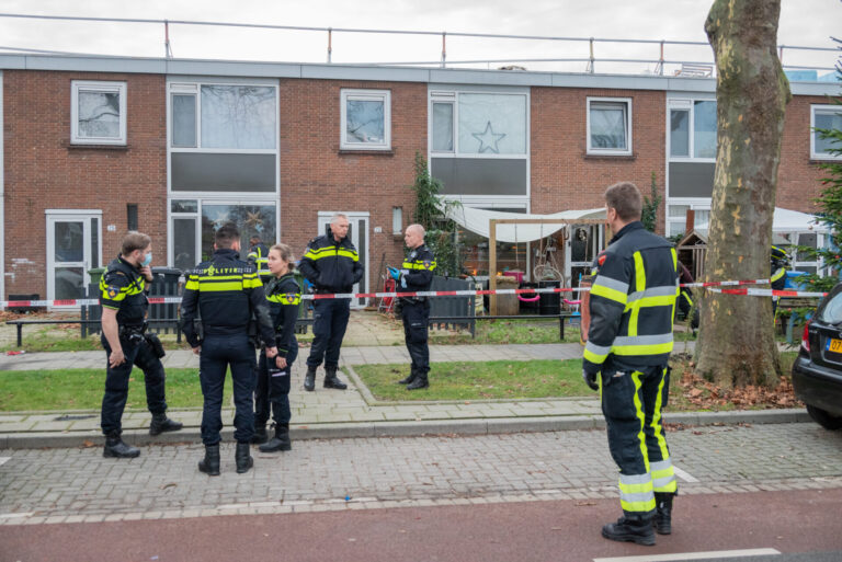 Man raakt hand kwijt door vuurwerkincident Steurweg Hoogvliet