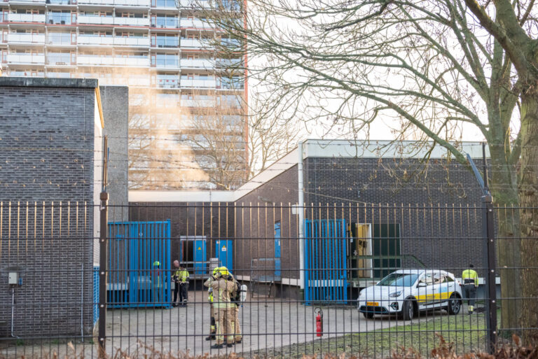 Grote stroomstoring in Spijkenisse door brand in elektriciteitshuisje Aldebaranstraat
