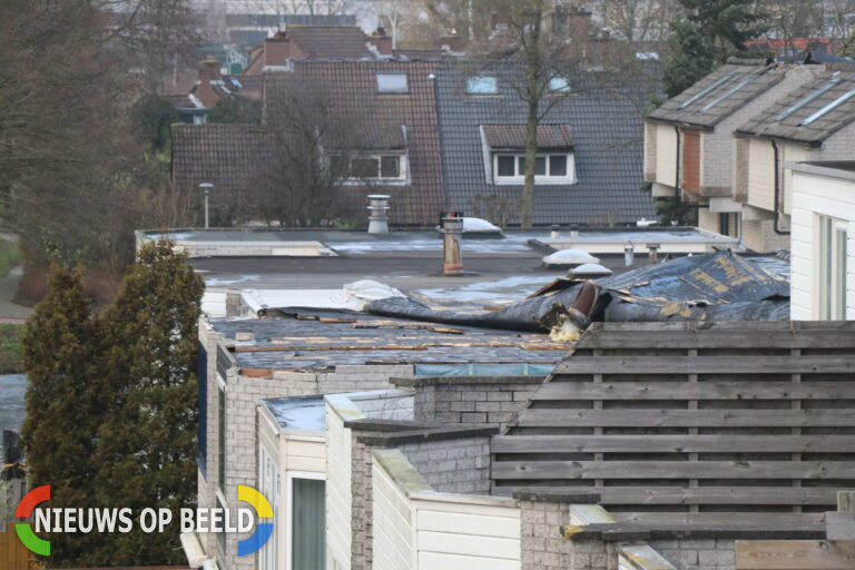Meldkamer brandweer Rotterdam kreeg 2956 meldingen over stormschade binnen
