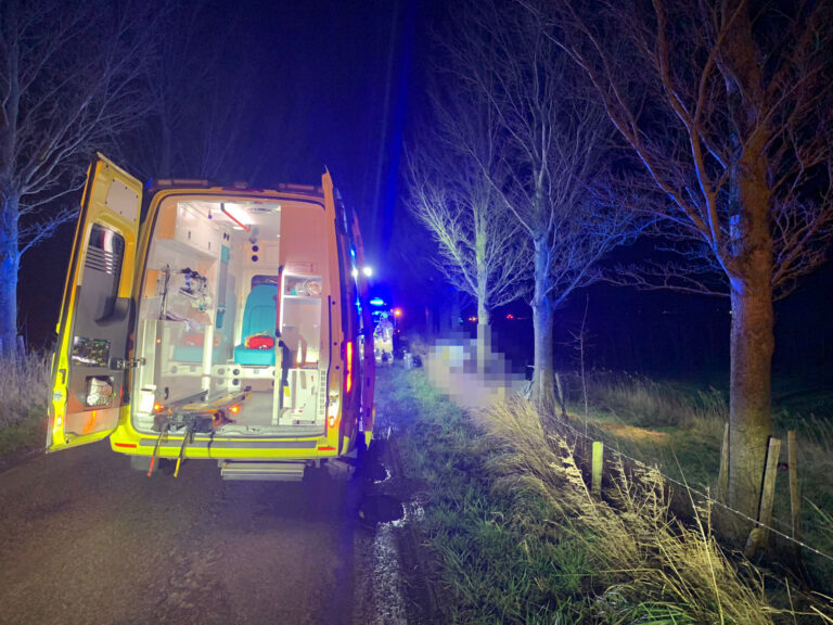 Man (68) ernstig gewond na ongeluk Noorddijk Dirksland