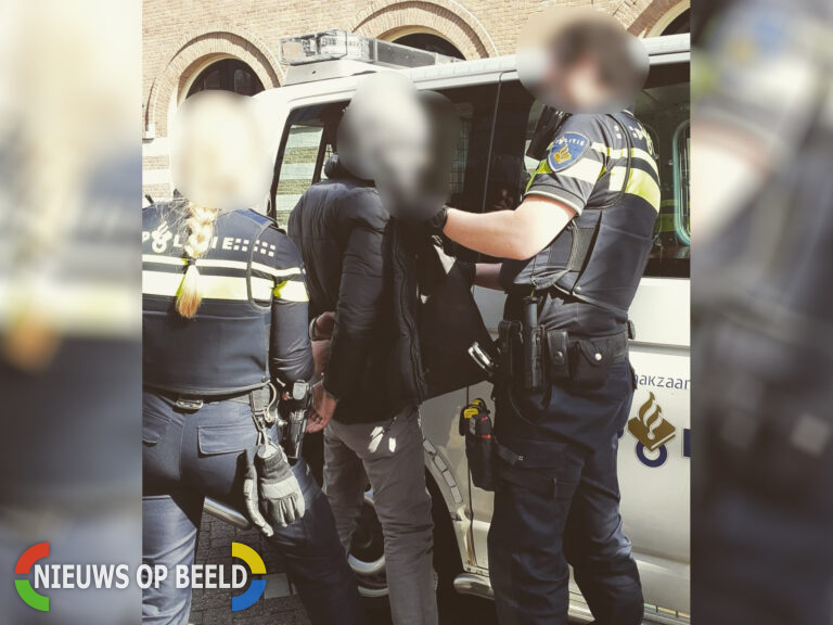 GPS-gadget leidt agenten naar gestolen auto in Rotterdam
